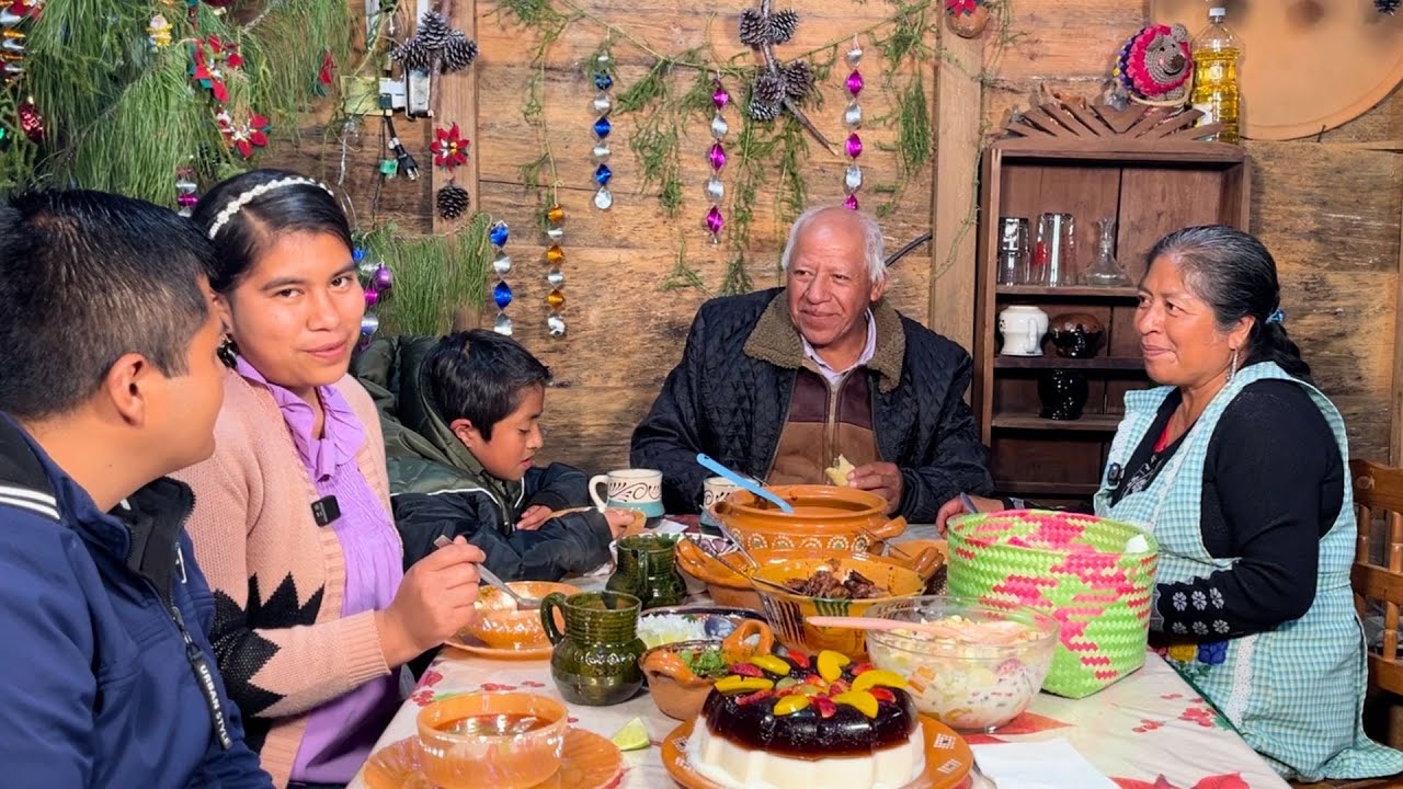 Miniatura del vídeo Receta insuperable de Romeritos: Nuestra Cena de Navidad para compartir en Familia por Doña Paula Cocina