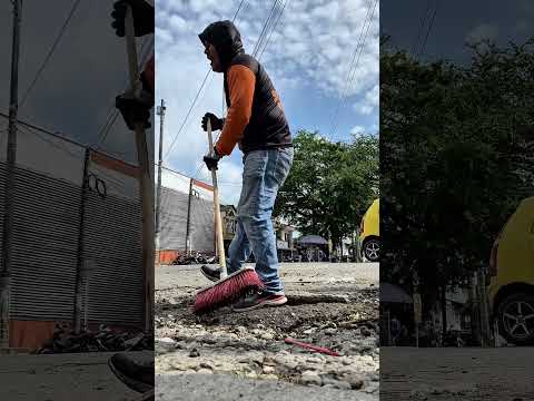 Con Tu Apoyo Embellecemos A Granada Meta #tapahuecos