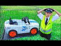Vlad pretend play Police and lost his car