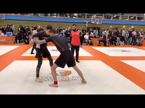 Match 1 - NoGi-White Belt - Masters (30+) - 155 lbs - Grappling Industries Berlin- December 3rd 2022