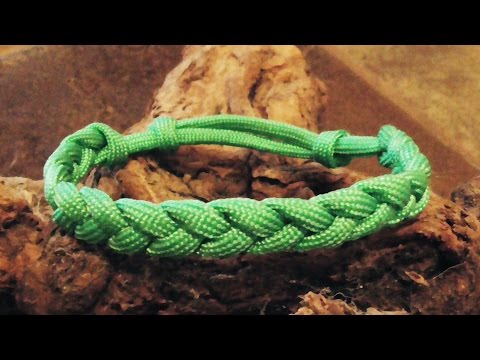 How To Make An Adustable Paracord Rastaclat Friendship...