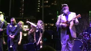 Shinyribs - Don't Leave It a Lie (with the Riblets) - NYE 2016 - Austin TX