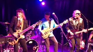 Carla Olson and the Textones, &quot;Standing in Line&quot;