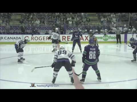 Joey Ratelle vs Jagger Dirk