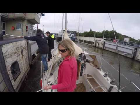 Wie man es nicht macht - Misslungenes Schleusenmanöver :-D