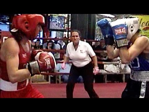 CHRISTINA CRUZ (TEAM USA) FEDERICA BIANCO : BOXING @ GLEASONS GYM  ..4 rounds