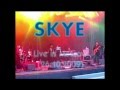 Skye - Feel Good Inc [Gorillaz Cover ](Live In ...