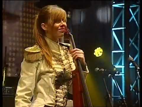 JELA CELLO // BAMBOLEO (GIPSY KINGS) // NEW YEAR'S EVE