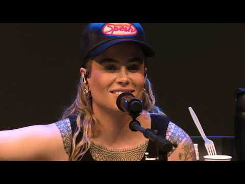 Tash Sultana - Blackbird | 101.9 KINK | PNC Live Studio Session