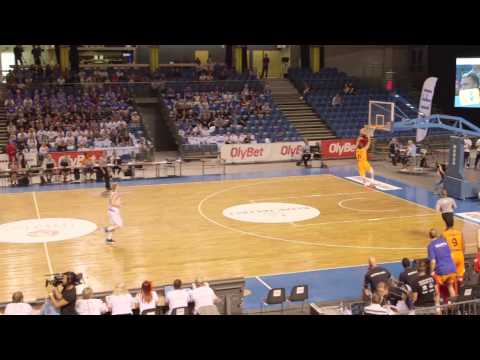 Orange Lions: Schitterende actie Worthy de Jong!