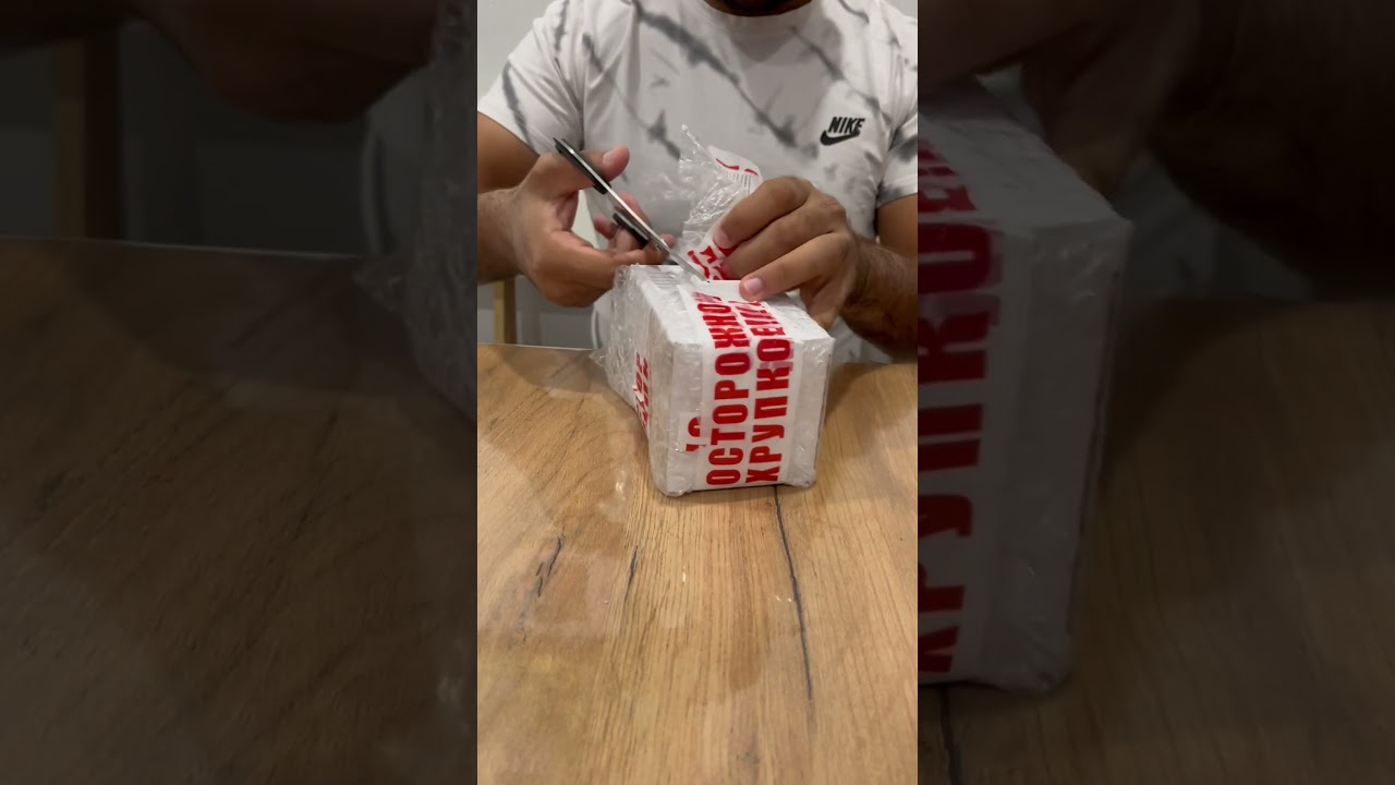 Unpacking something new. #marketing #ozon