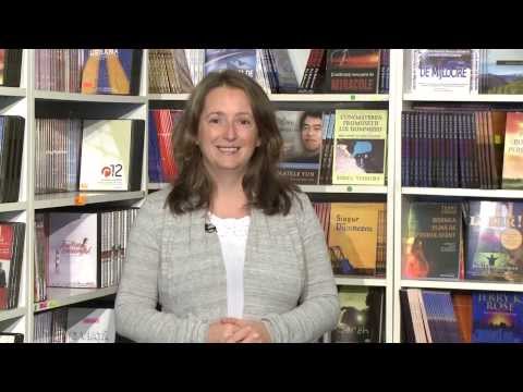 Libraria studioului Alfa Omega TV - Mela Silcau si recomandarile noastre (dec 2013)