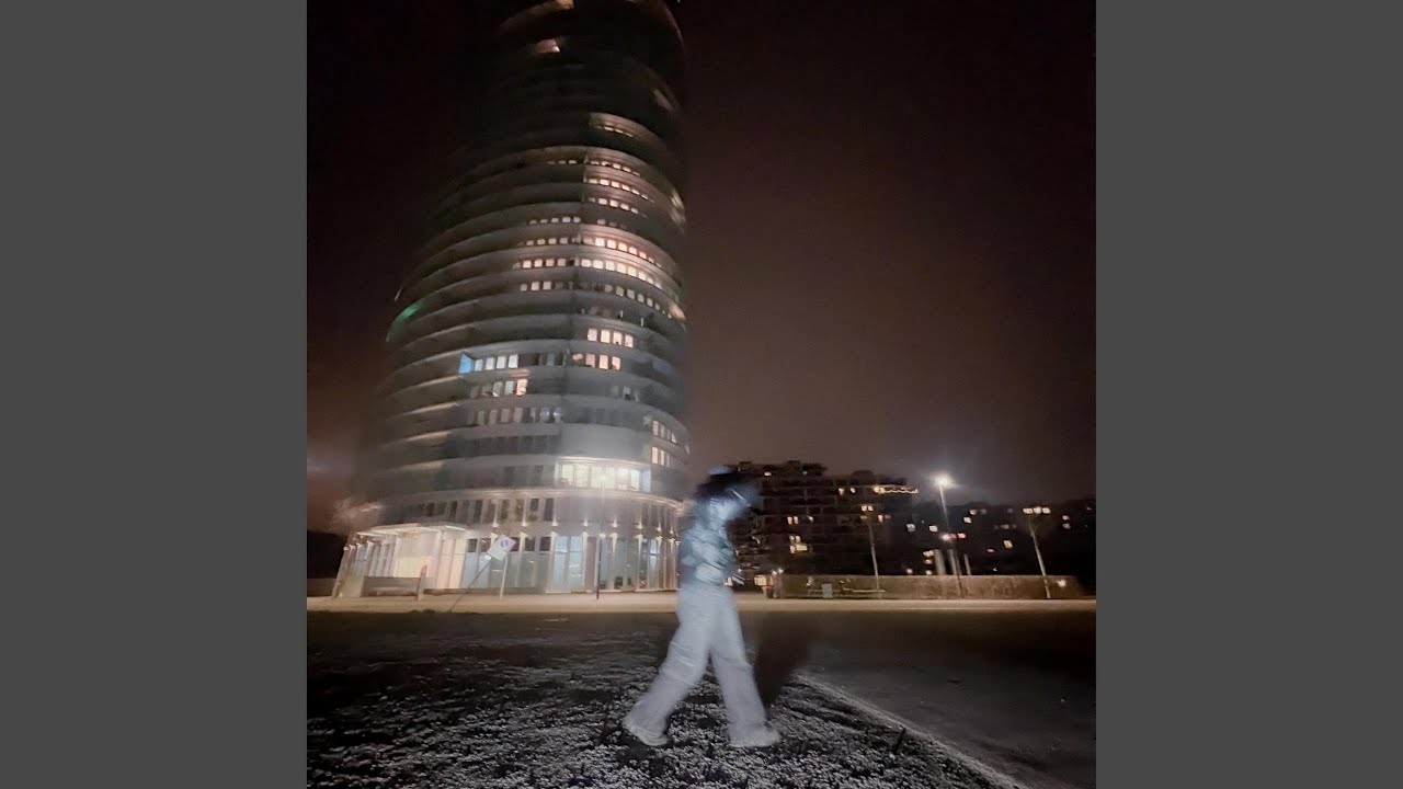 Cover for the song 'placebo' by artist(s) 'DAWY'