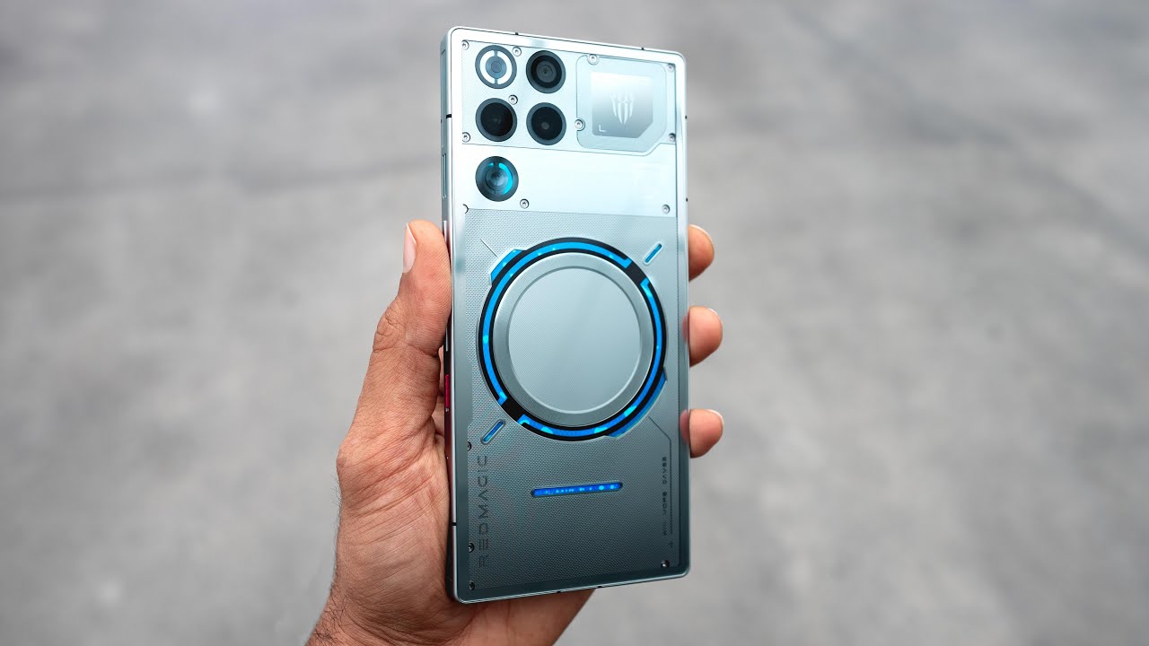 World's First Smartphone with REAL Liquid Cooling