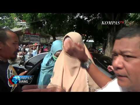 Mulan Jameela Jenguk Ahmad Dhani