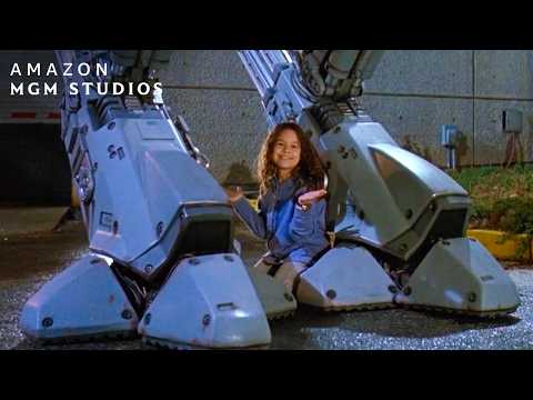 Nikko Hacks An Enforcement Droid