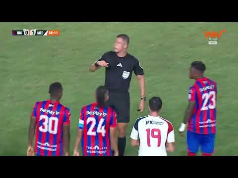 🟥⚽ Send-off at DIM! Red card for 'Chino' Sandoval in the 37th minute! #LALIGAxWIN