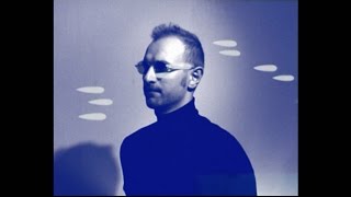 Ta Jalousie Est Un Drone (Official Clip)