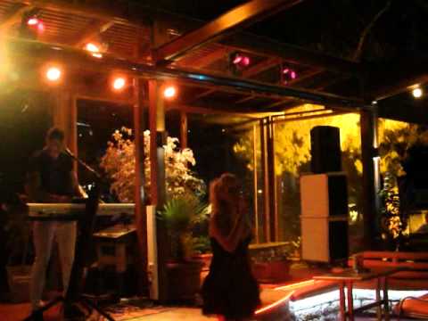 Darja Simic beauty) - Dal ona zna