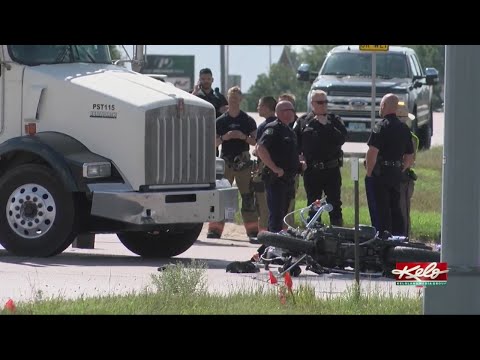 Officials investigate crash in northeast Sioux Falls