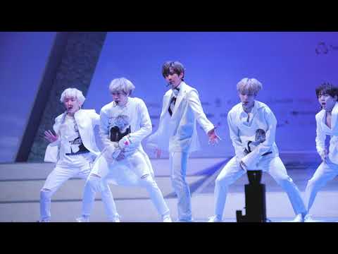 바이칼(BAIKAL) - Hiccup@171020 시청 서울천사나눔[4k Fancam/직캠] By TheGsd