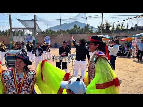 Mix Huaynos Banda Orquesta Show Filarmónica Santa Cruz de Ragash Sihuas Áncash. 