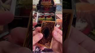 Found bae… but she’s toxic #yugioh #tradingcards #packopenning #packbattle #tcg #yugiohtcg