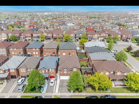 9 Roxton Crescent, Brampton Home - Real Estate Properties