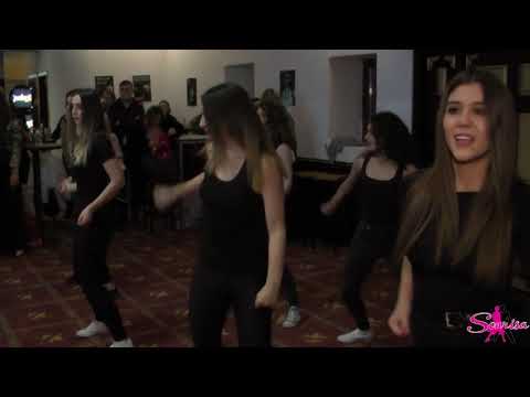 Zumba Show 1 | Sonrisa's New Year's Shows 2019/2020