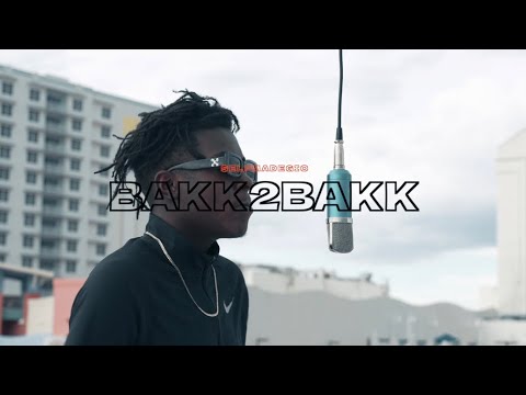 $elfmade Gio - Bakk 2 Bakk (Open Mic Performance)