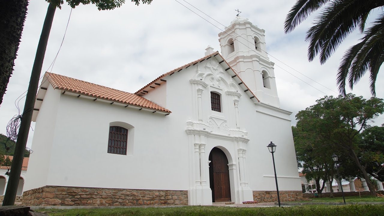Iglesia Santiago Apóstol de la Frontera y la Festividad de San Mauro: patrimonio andino