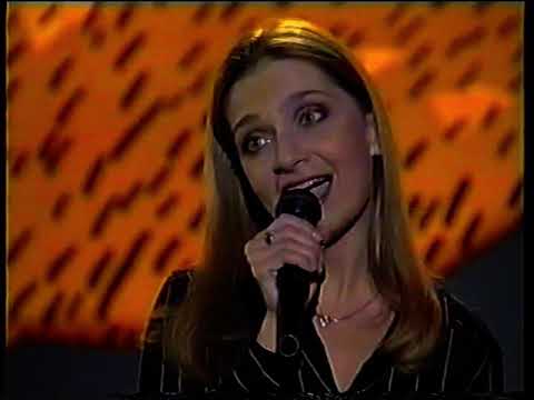 Nagy Natália - Sajnos zuhanunk