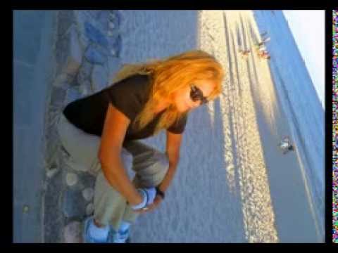 bailando en la vereda!