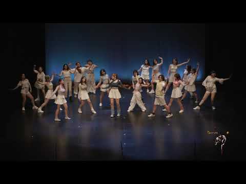 Leire Hathor - K-Pop (Twice)