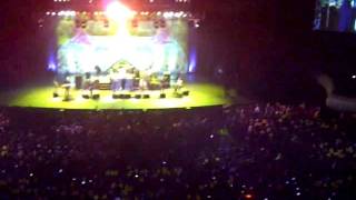 Ringo Starr and His All Starr Band Mex City Nov 2011 Yellow Submarine