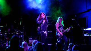 Bring The Thunder ' Live ' Dynazty  Rescue Rooms 8 Oct 2011