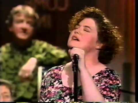 download lagu mp3 mp4 Maura O Connell Singer, download mp3 Maura O Connell Singer free download mp3, download mp3 Maura O Connell Singer