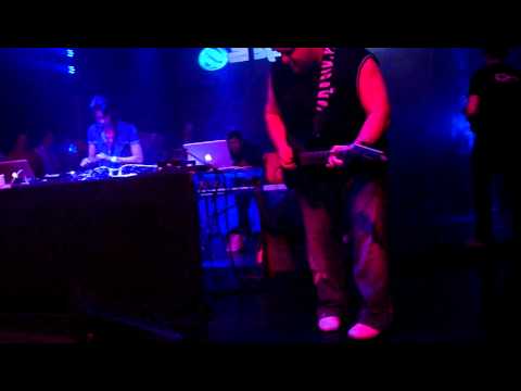 Tom Colontonio and Michele Karmin - Colors of a Tear (Suncatcher remix) live at Webster Hall