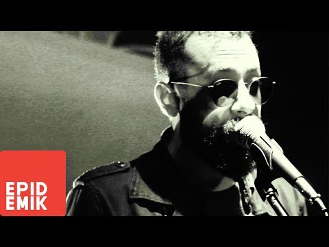 Deniz Gürzumar - Işığım Söndüğünde (Official Video)