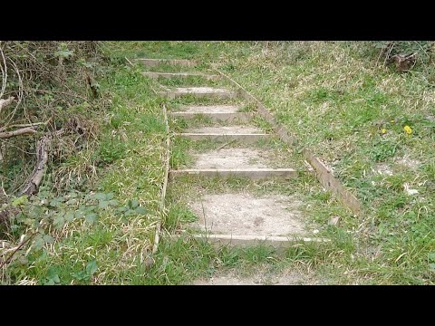 Walking about in New Addington Live! 07/04/2021 - Mobile Stream (182)