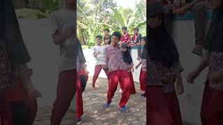 Download lagu Emang lagi tampan #shortvideo mp3