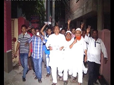 ভোটাদের দ্বারে দ্বারে গভীর রাতেও ঘুরছে প্রার্থীরা