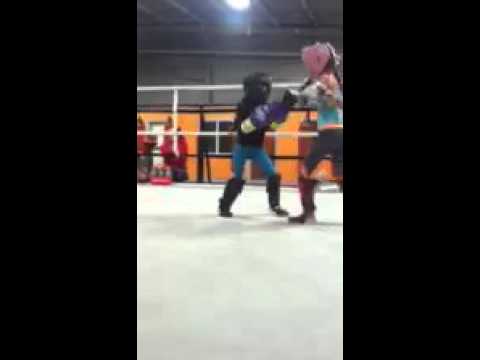 Adrianna mma sparing