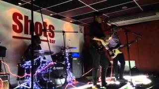 playa o radio -grabys moon- live @shots bar