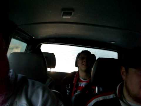 Knülle Jungs & Mädel auf der Rückfahrt...