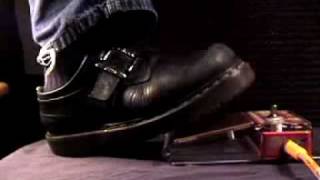 Video thumbnail for Zvex Tremolo Probe Guitar Pedal by FlyingTex