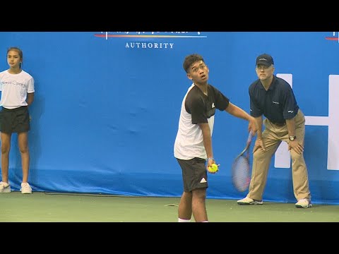 Former Hawai'i HS star, UH freshman Andre Ilagan competes against the pros