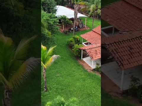 80 alq.valor 200 mil por alq escriturada 35 km de Caçu Goiás chama no zap.91982165639