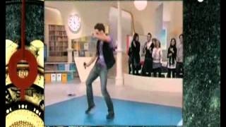 APM - Bustamante bailando