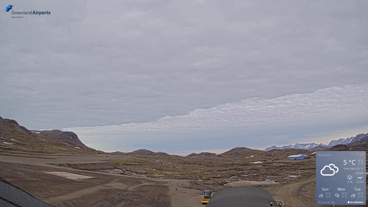 Live webcam view of Kulusuk Airport West View
